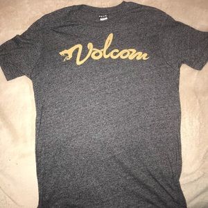 Volcom short sleeve shirt
